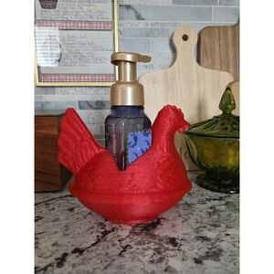 Hen On Nest Soap Holder. Hen On Nest Look Alike